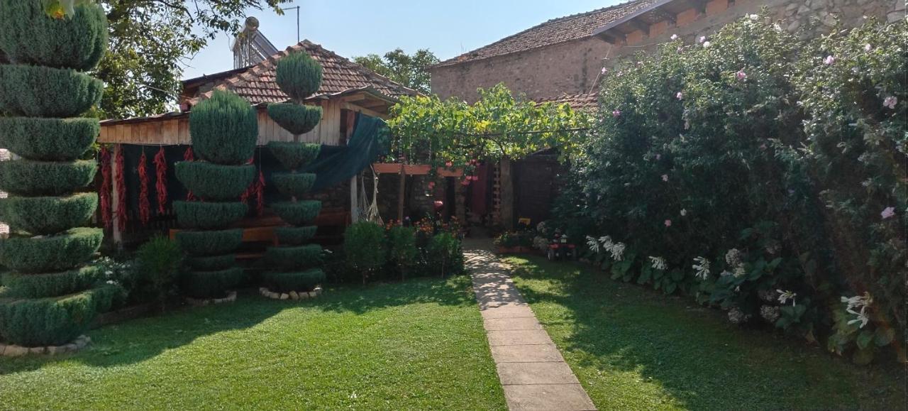 Villa Old House Bn Bitola Esterno foto